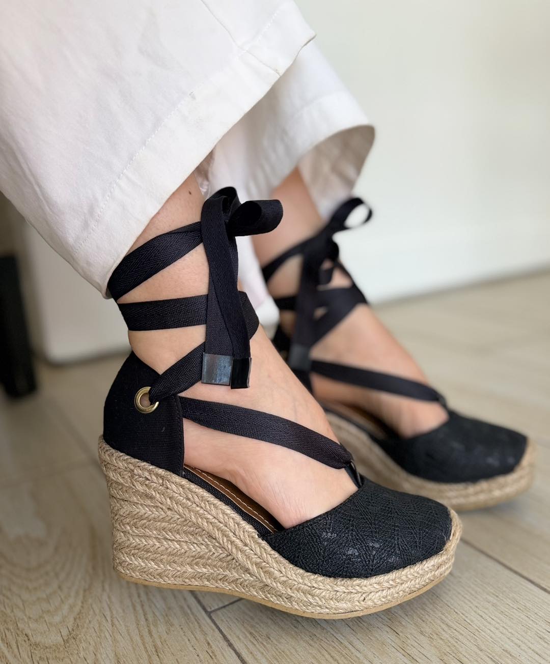Riviera negro bajo